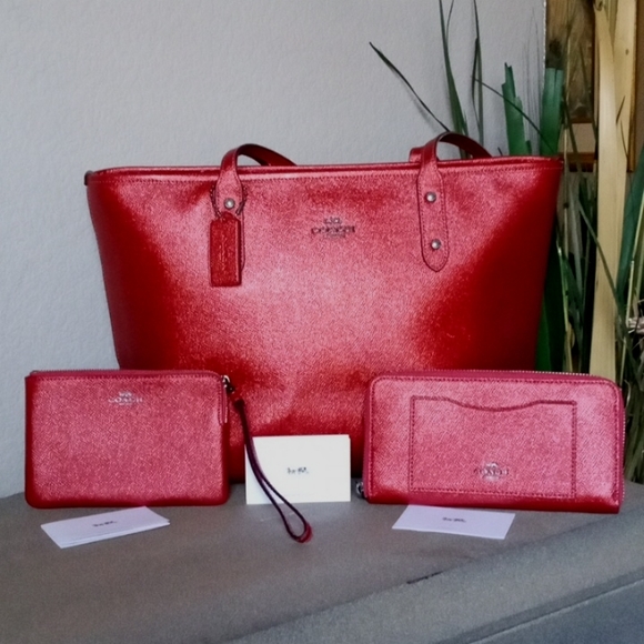 NEW - COACH 3pc Matching Large Red Metallic Tote, Wallet, and Wristlet Set - Picture 1 of 16